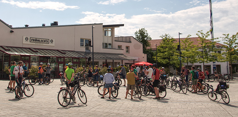 Test­fahrt für den neuen Radweg