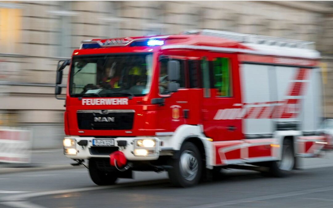 Blau­licht­re­port der  Frei­wil­li­gen Feuer­wehr Oberschleißheim