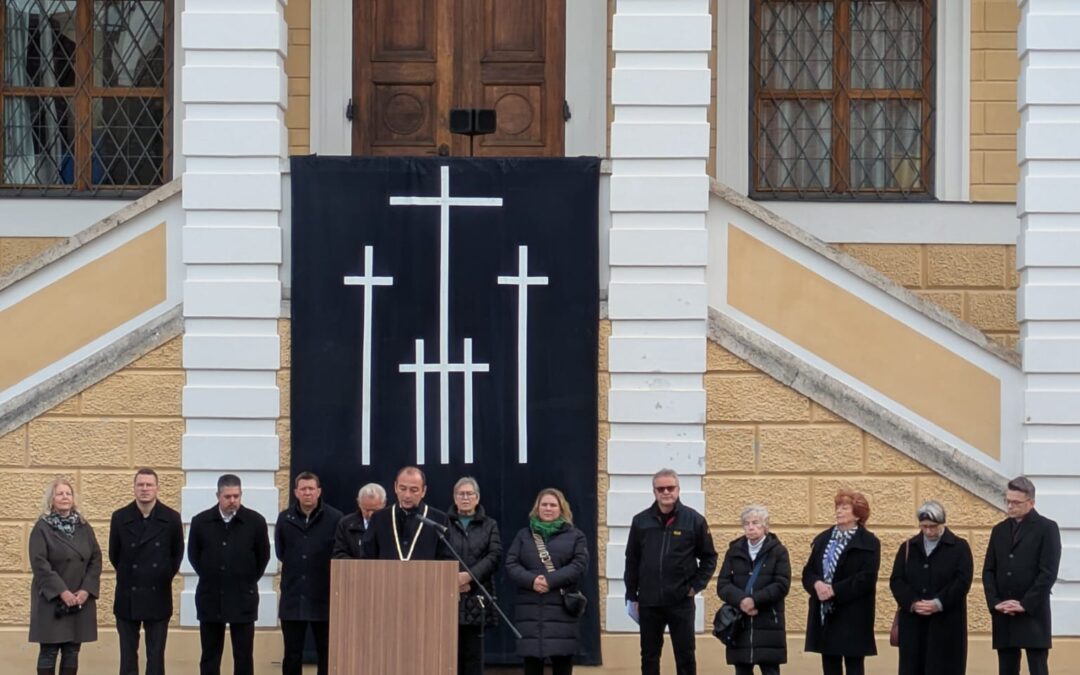 “Die Erin­ne­rung an die schlimmsten Kapitel unserer Geschichte wach halten!”