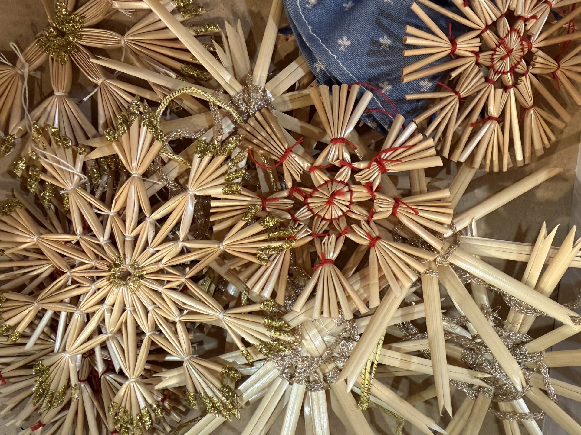 Weihnachtssingen auf dem Friedhof Hochmutting