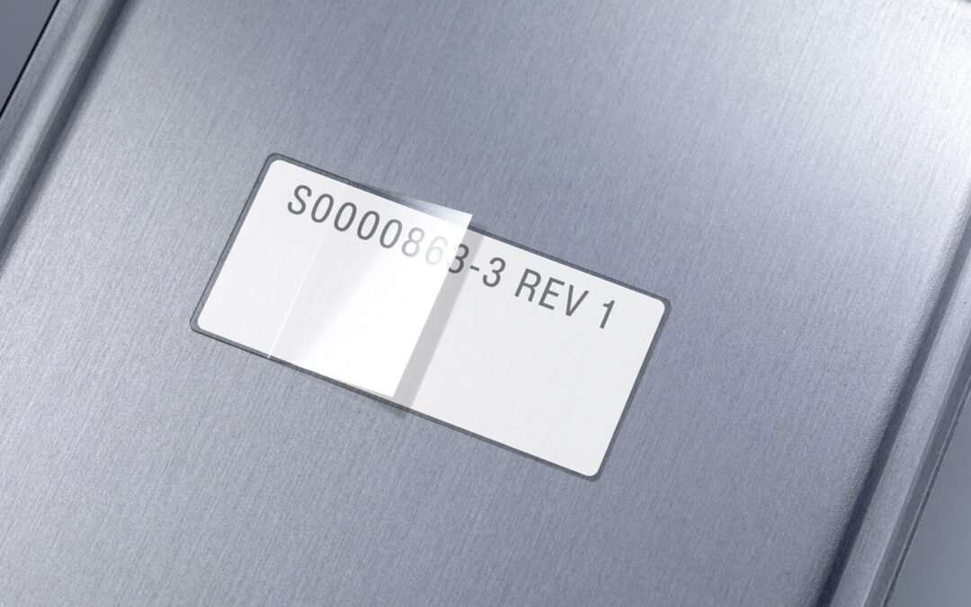 Schreiner ProTech entwi­ckelt Label-Lösung für Kratos Indus­tries&nbsp;