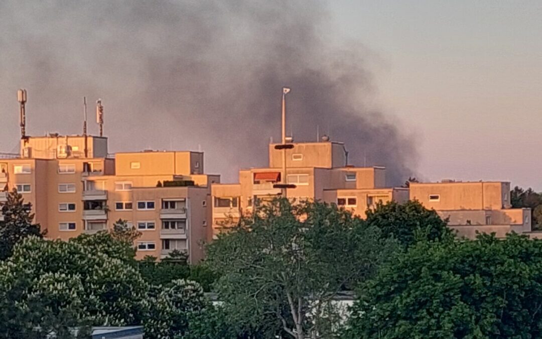 Brand im Gewerbegebiet an der Kreuzstraße